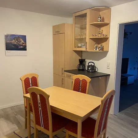Unter Den Linden Apartment